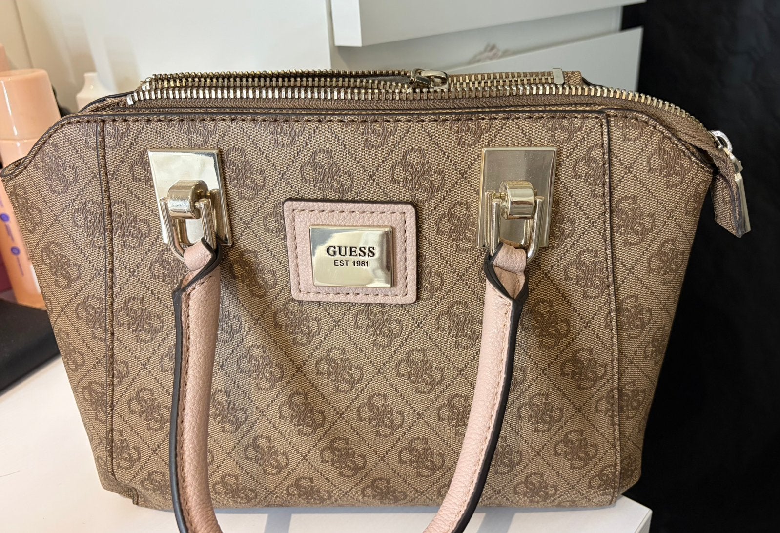 Guess tas nooit gebruikt, Ophalen, Nieuw