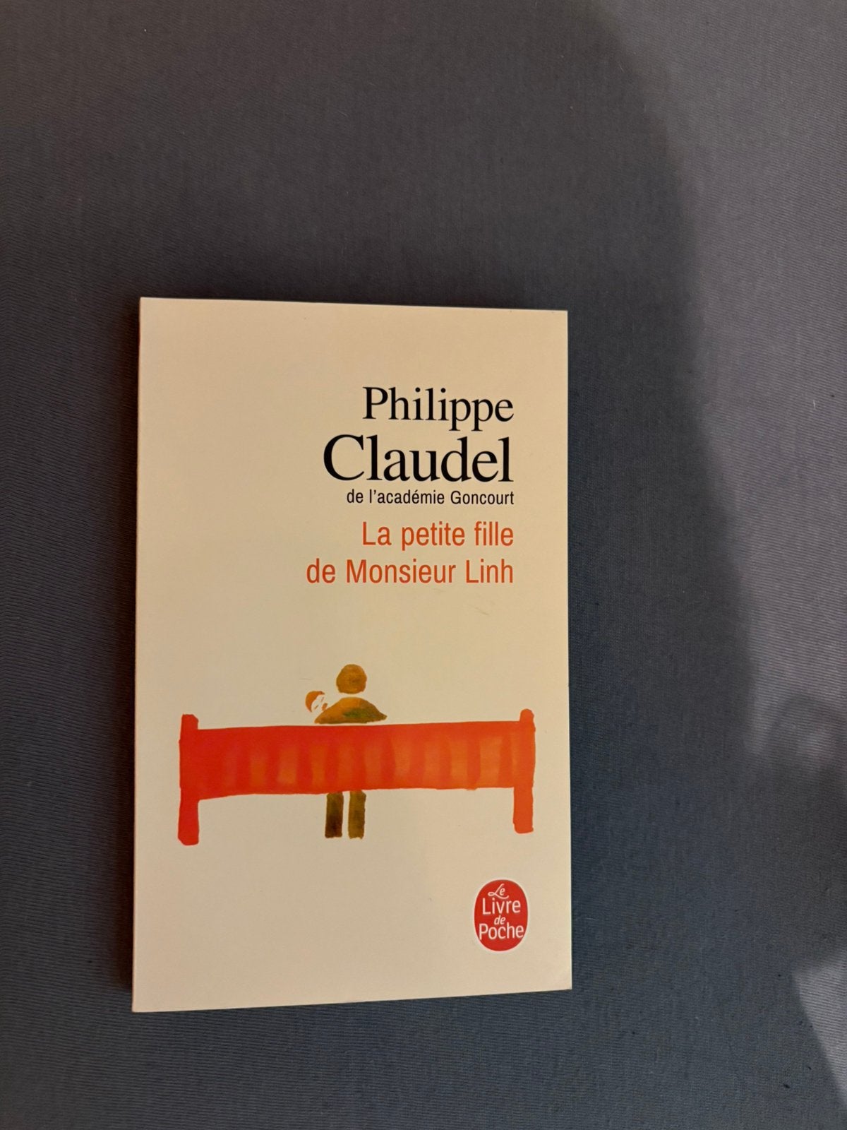 Le petite fille, Ophalen