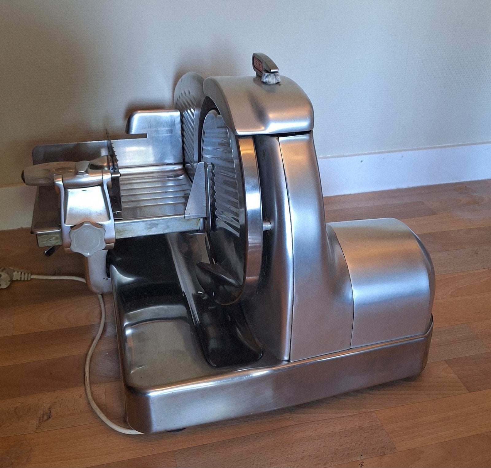 Berkel snijmachine, model 834, Ophalen