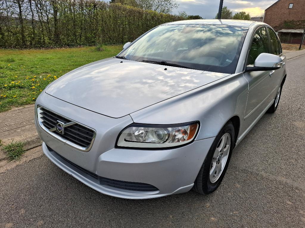 Volvo S40 1.6D 110 Drive Summum Full Options 4 Portes 2010, Autos, Volvo, Cuir, 4 portes, Boîte manuelle, Noir
