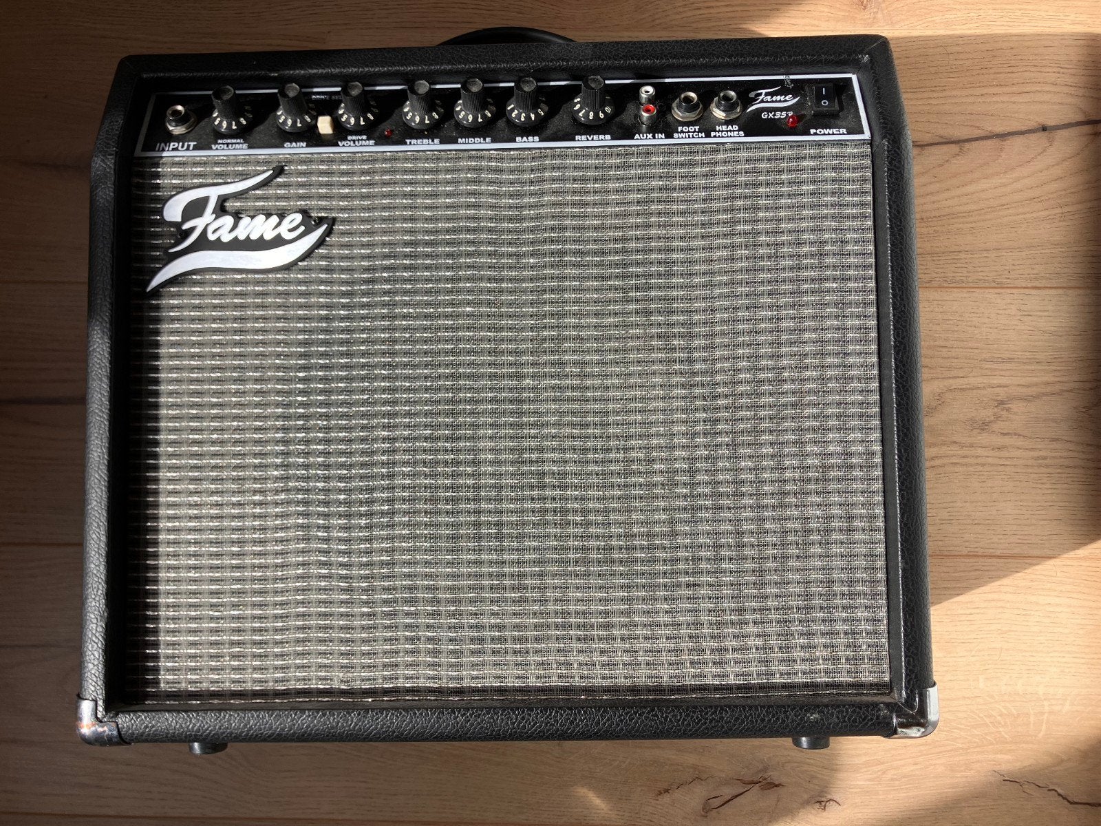 Ampli de guitare Fame GX35R — avec réverbération et overdriv, Musique & Instruments, Enlèvement