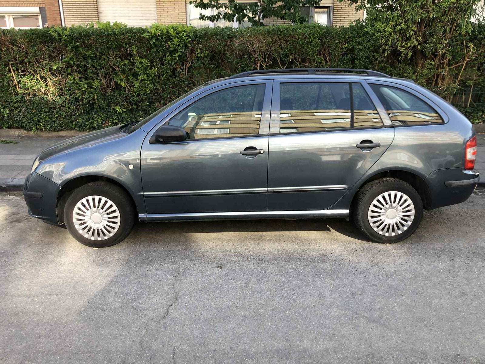 SKODA FABIA HTP Essence Break, Autos, Skoda, Achat, Boîte manuelle, Bleu, 5 portes