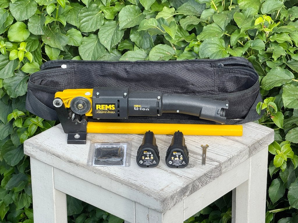 Rems R220 NANO Basic Pack Accu Pijpsnijder, Ophalen, Zo goed als nieuw
