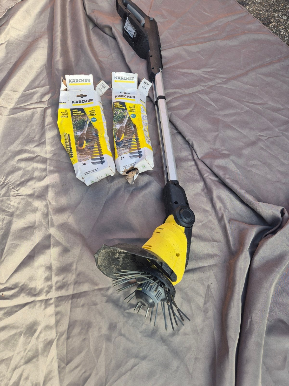 karcher onkruidborstel, Ophalen