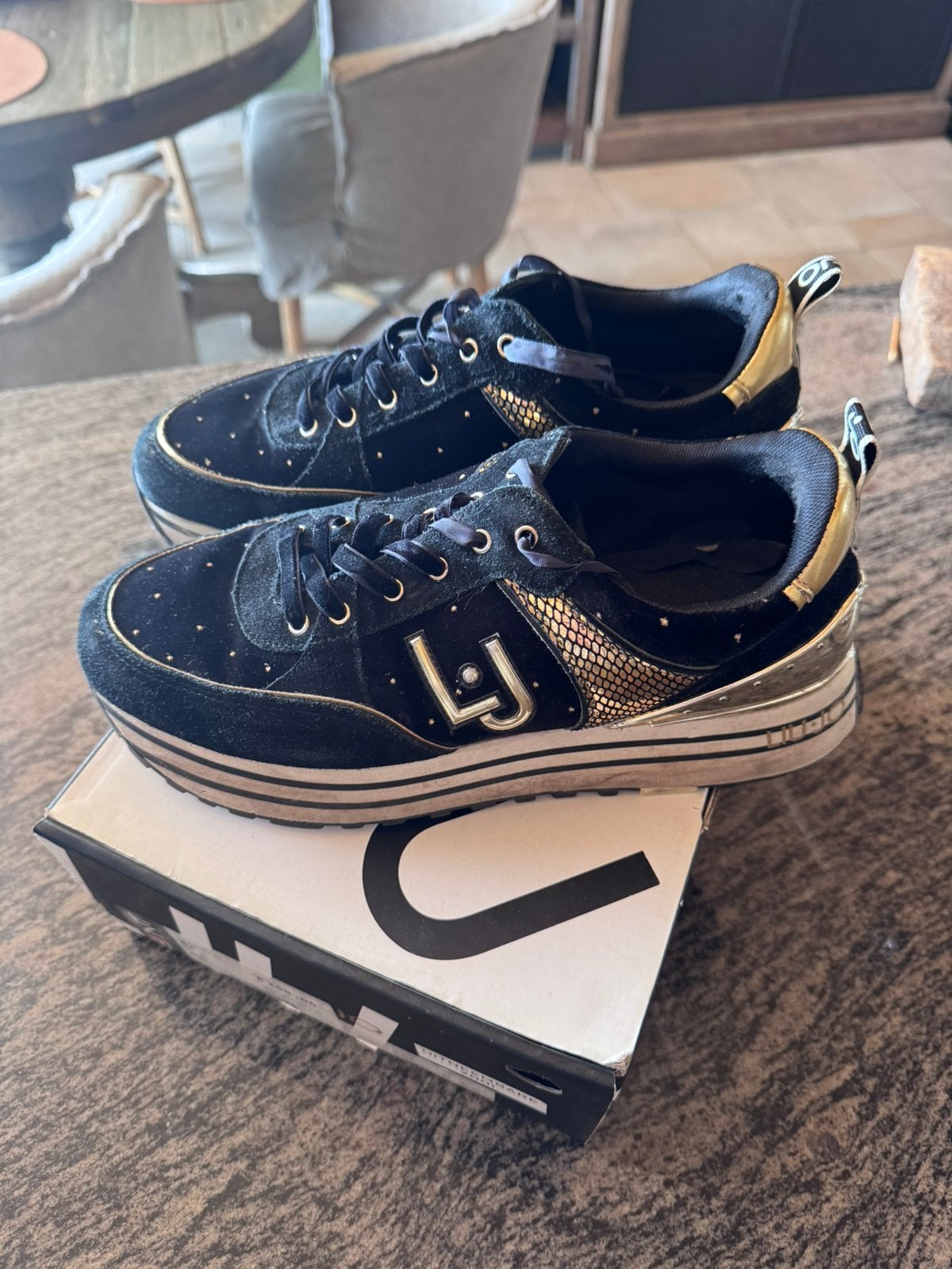 Sneakers Liu -Jo maat 41, Zwart, Ophalen of Verzenden, Sneakers, Gedragen