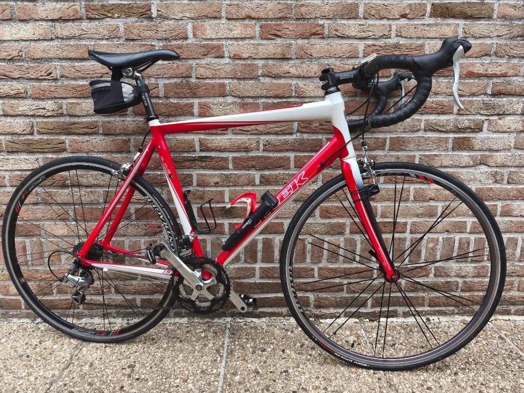 Koersfiets TREK + toebehoren, Fietsen en Brommers, Ophalen, Gebruikt, Trek