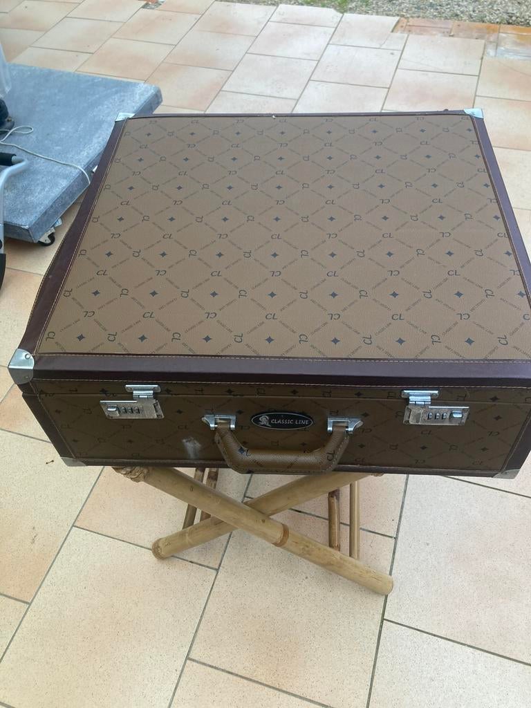 Decoratie koffer, Enlèvement, Utilisé, Plastique dur, Clé