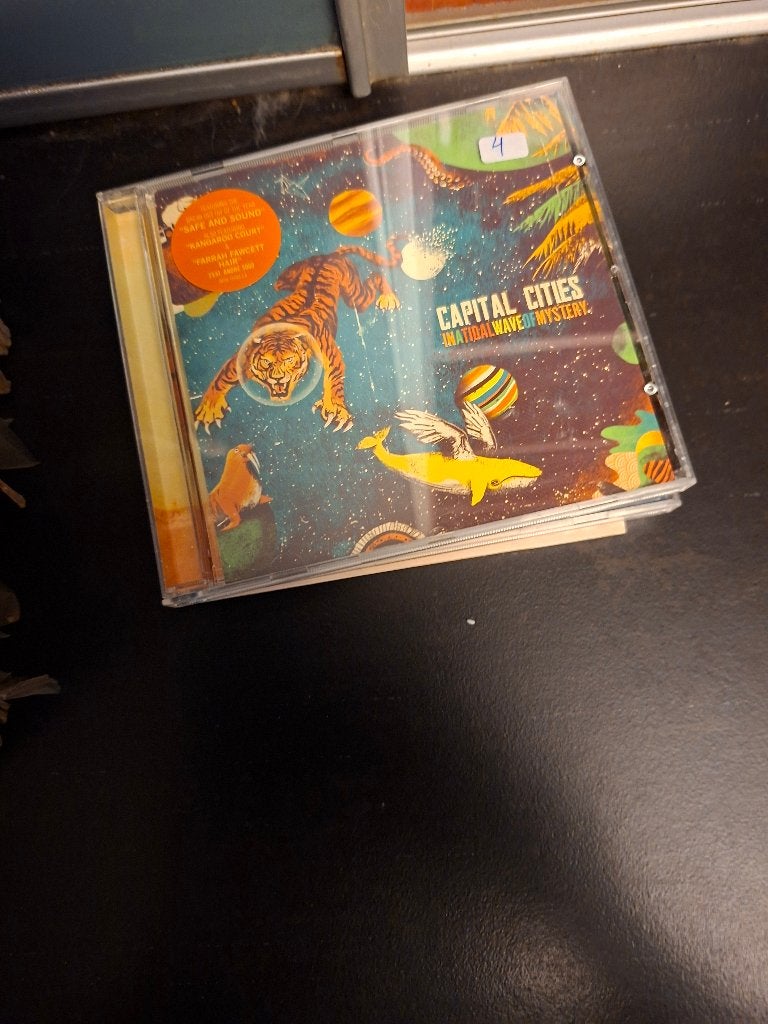 cd - capital cities - in a tidal wave of mystery, CD & DVD, Comprend un boîtier, Comme neuf, Album, Indie rock
