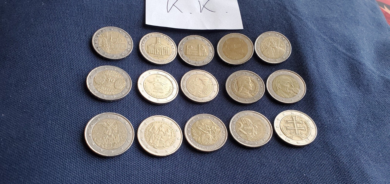 2 euro munten 15 stuks gebruikte staat.

Enkel in 1 lot voor, Timbres & Monnaies, Monnaies | Europe | Monnaies euro, Enlèvement ou Envoi