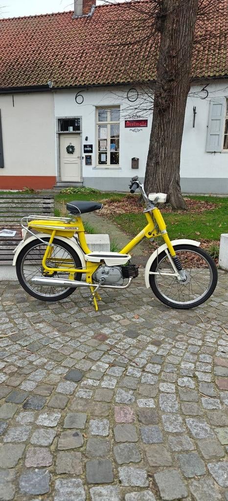 Honda amigo restauratie, Fietsen en Brommers, Ophalen