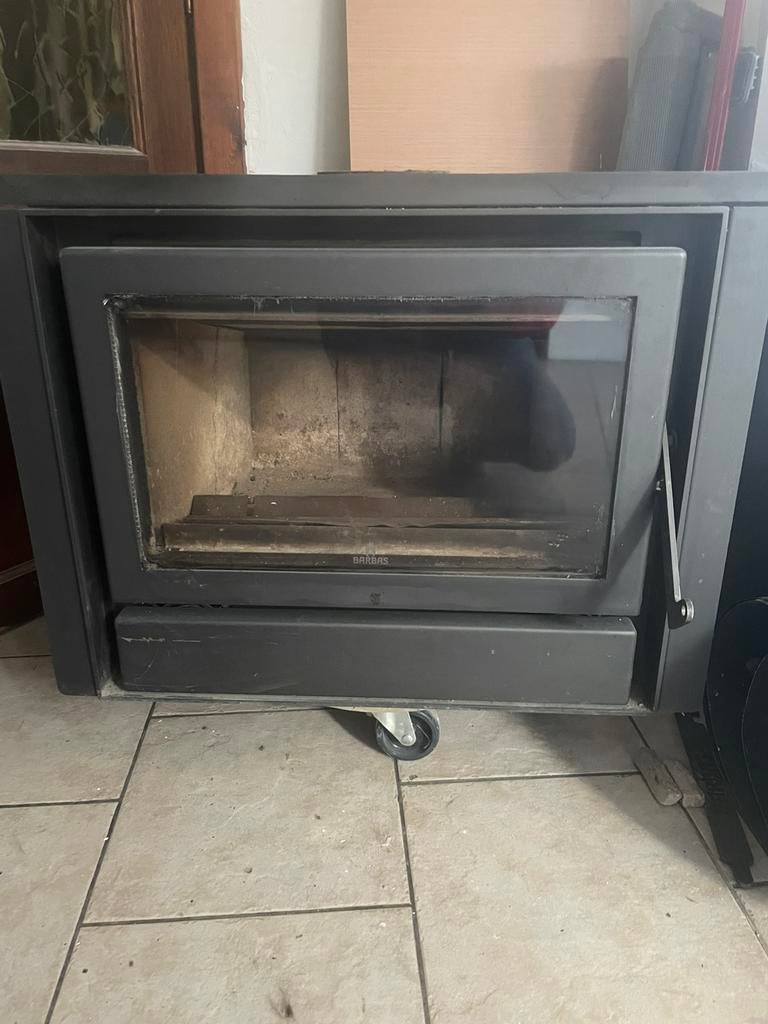 Insert à bois barbas avec ventilateur, Ophalen, Gebruikt, Inzethaard, Houthaard