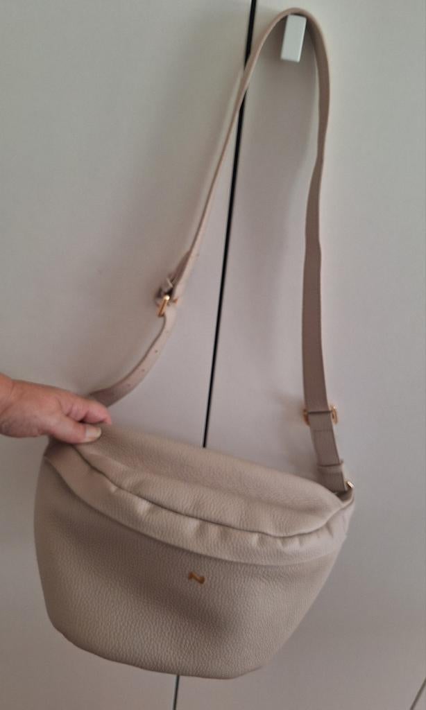 Beige heuptas schoudertas handtas Nathan Baume, Ophalen of Verzenden, Beige