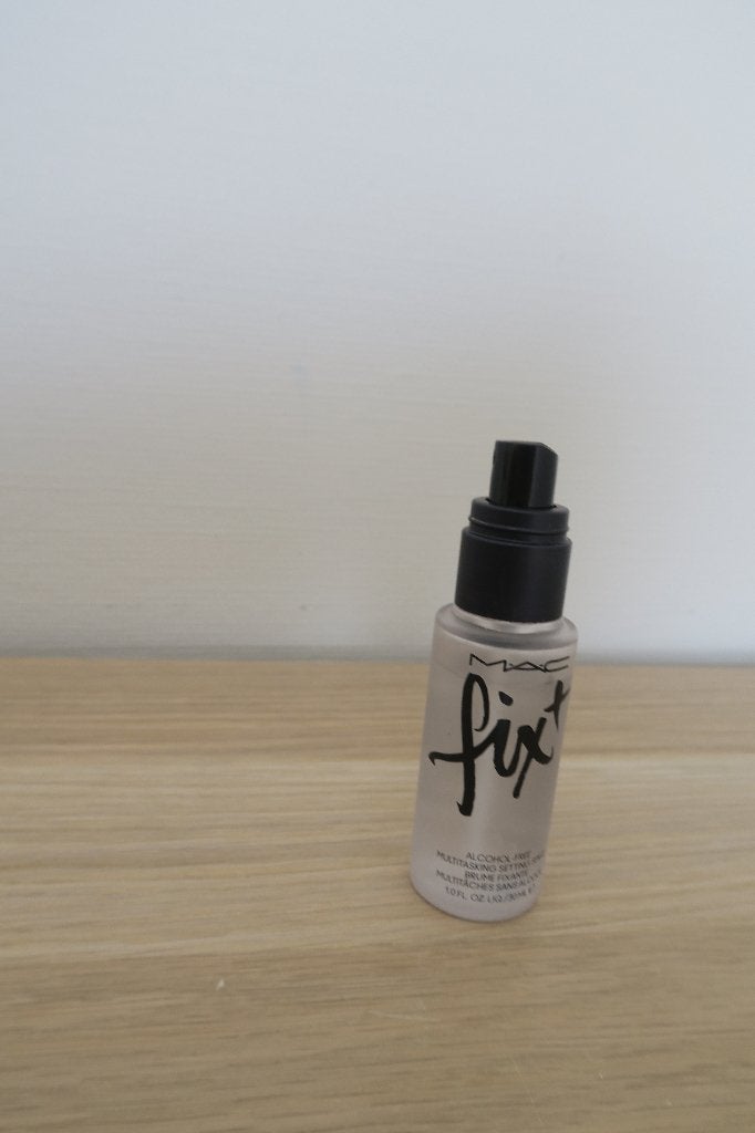 M.A.C. Fix + - 100 ml, Bijoux, Sacs & Beauté, Beauté | Soins du visage, Enlèvement ou Envoi, Comme neuf, Tout le visage, Autres types