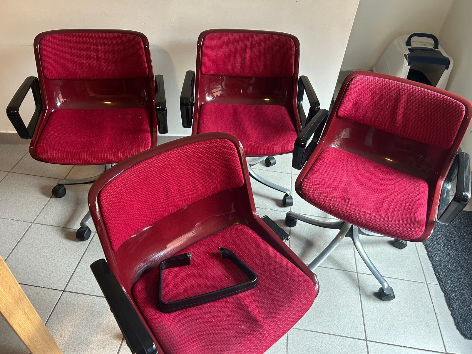 Osvaldo borsani voor techno jaren 1970, Maison & Meubles, Chaises, Rouge, Enlèvement, Utilisé, Jaren 70 techno