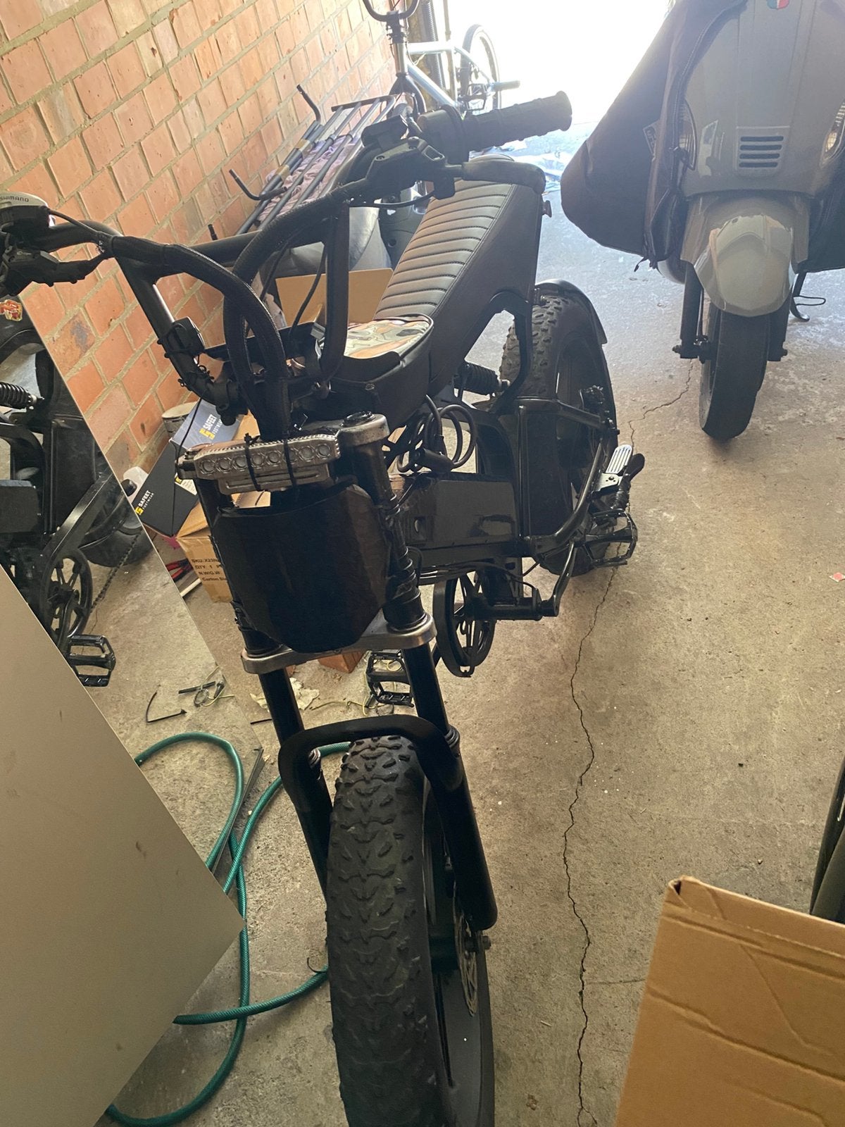 V20 pro custom teruil tegen gt2000, Fietsen en Brommers, Ophalen of Verzenden, Zo goed als nieuw