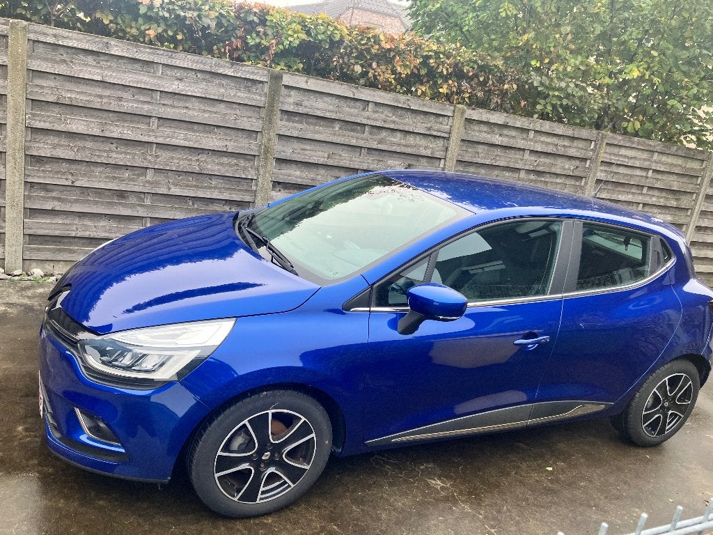 Unieke Renault Clio Intens 2018  – Slechts 23.490 km!, Auto's, Voorwielaandrijving, Blauw, Alcantara, Verwarmde buitenspiegels