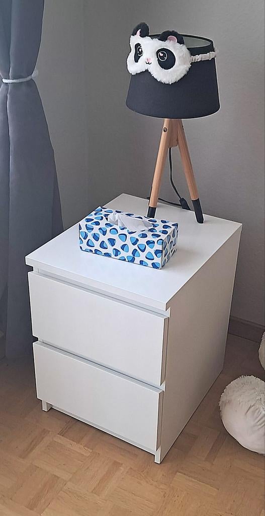 MALM nachtkastje van Ikea