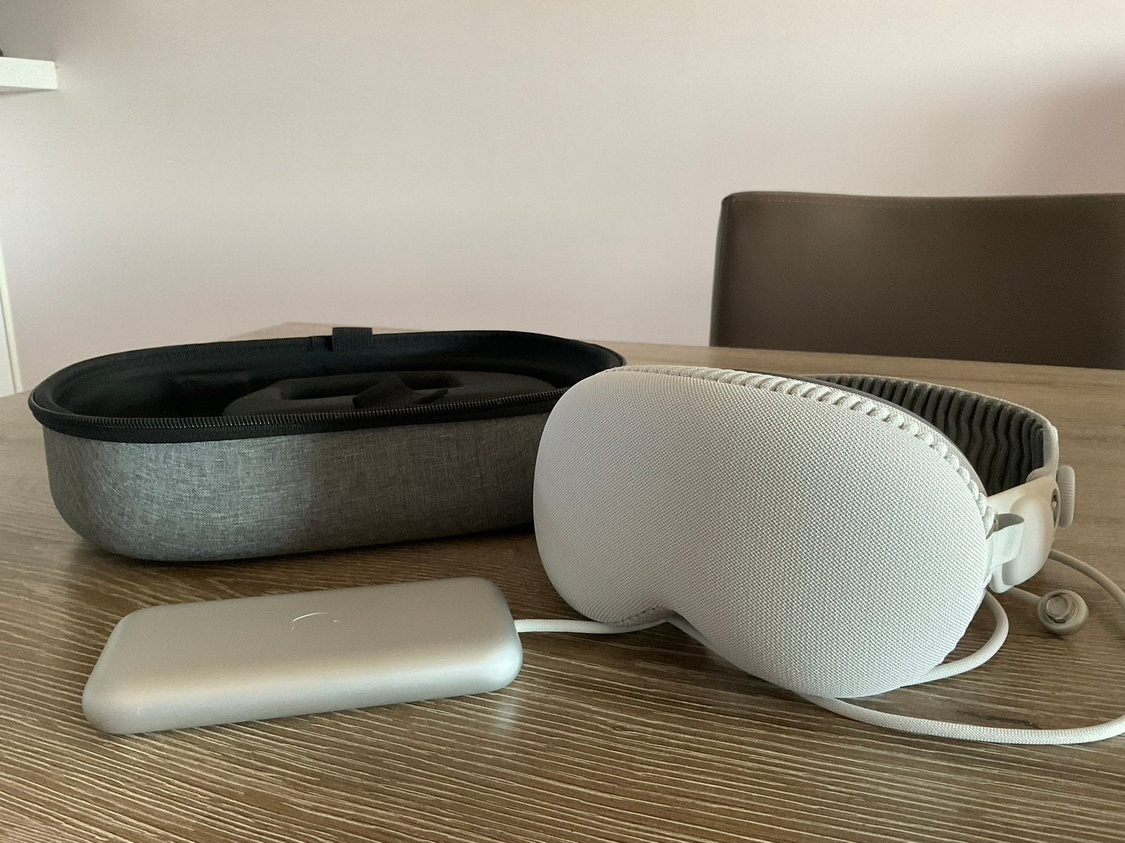 Apple vision Pro, Consoles de jeu & Jeux vidéo, Virtual Reality, Enlèvement ou Envoi, Comme neuf, Lunettes VR, Autres plateformes