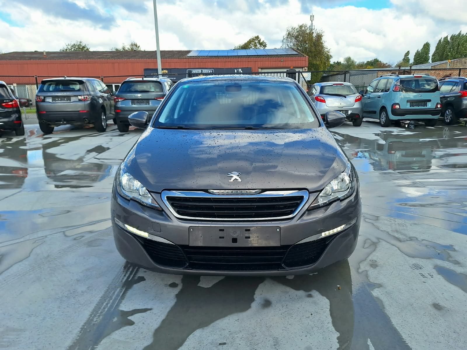 Peugeot 308 SW 1.2i PureTech | Airco | Navigatie | Pano, Gebruikt, Bedrijf, 5 deurs, Zilver of Grijs