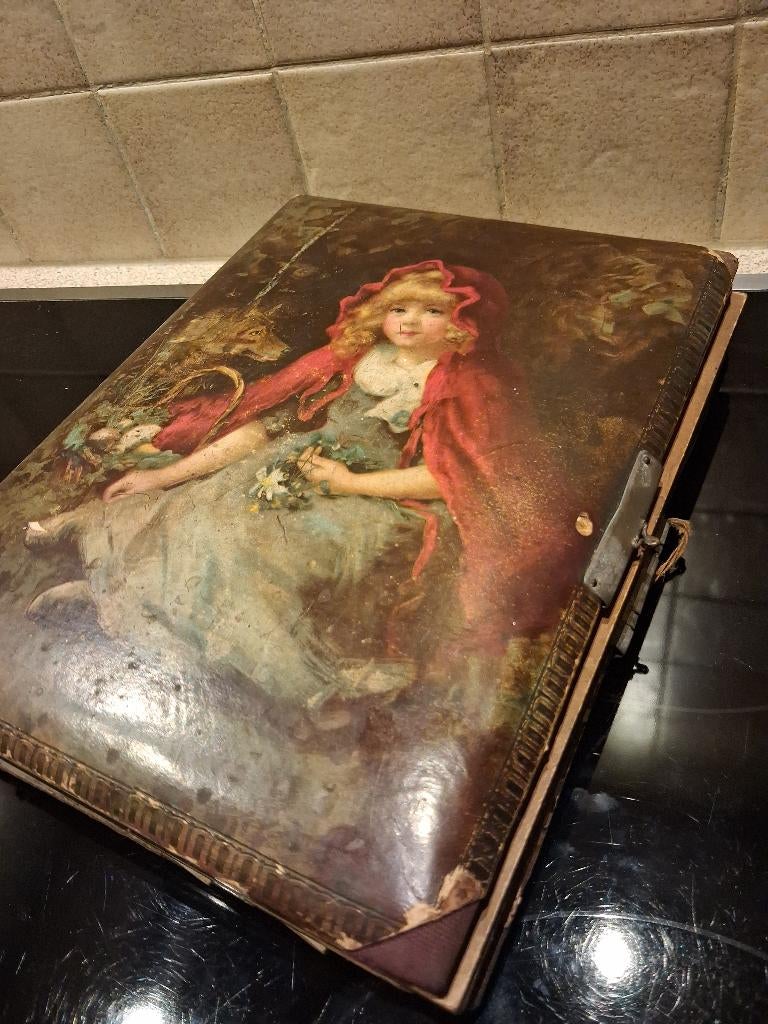 Antiek zeer oude fotoalbum met foto s, Ophalen