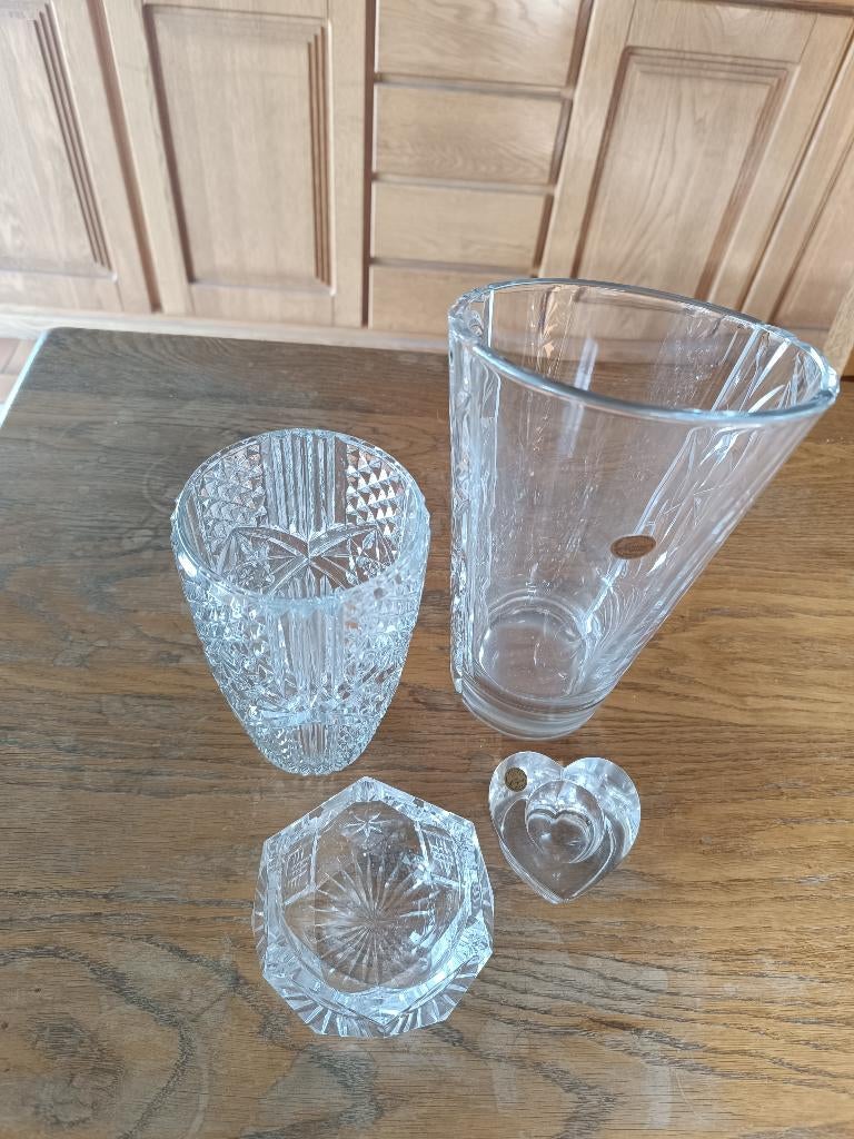 2 VASES + CENDRIER+BOUGEOIR CRISTAL D ARCQUES...ETAT PARFAIT, Ophalen, Zo goed als nieuw