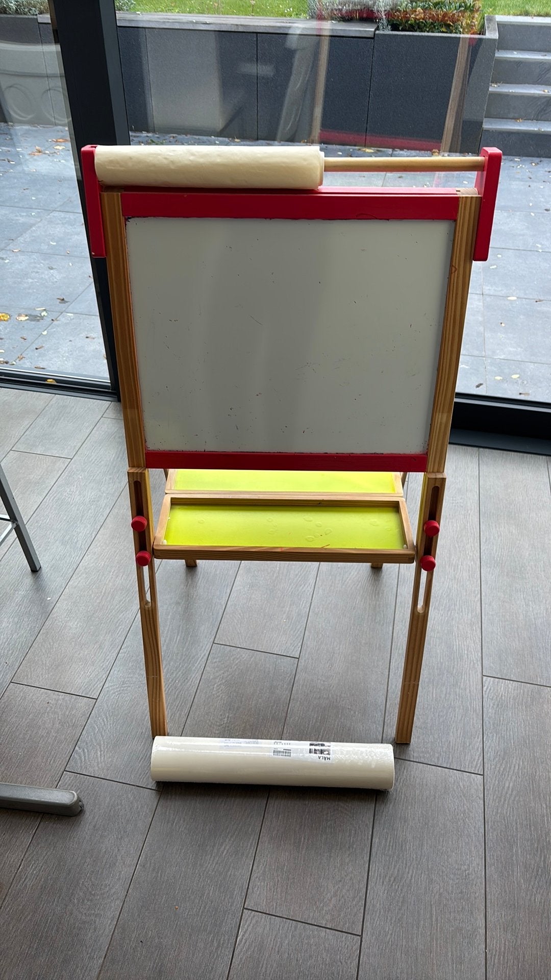 Krijtbord met papierenrol, Diversen, Ophalen, Zo goed als nieuw, Krijtbord