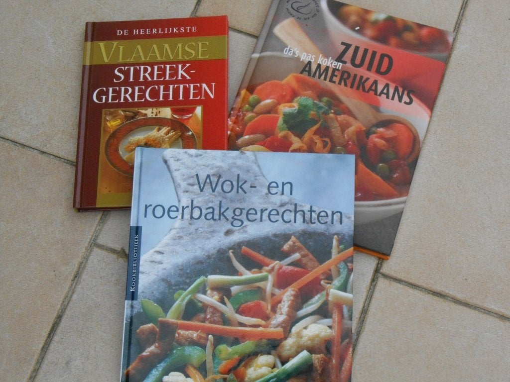 3 livres de cuisine, Enlèvement ou Envoi, Comme neuf, Gâteau, Tarte, Pâtisserie et Desserts, Cuisine saine