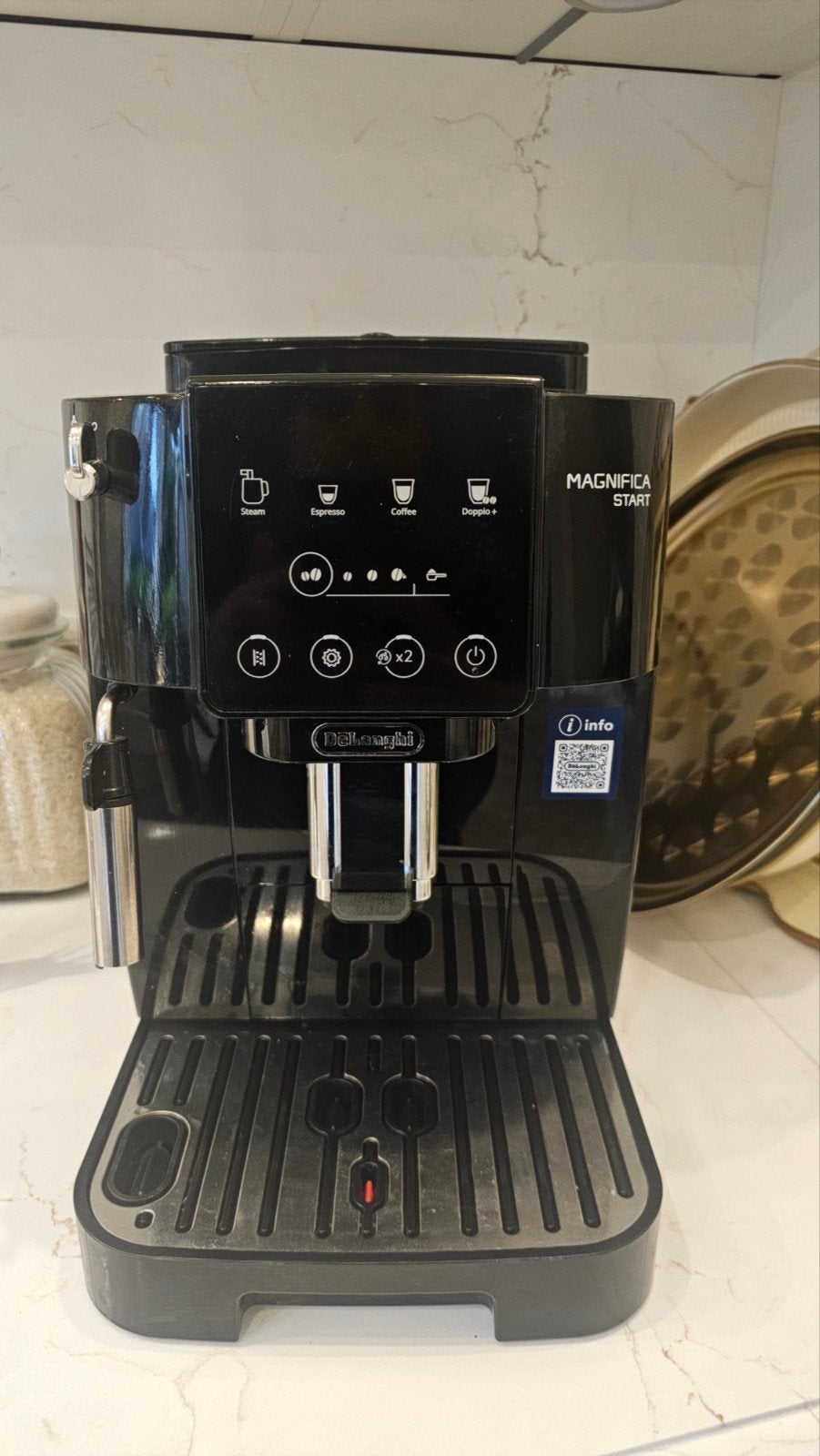 machine à café Delonghi magnifica start, Electroménager, Cafetières, Enlèvement, Neuf, Café en grains, Réservoir d'eau amovible