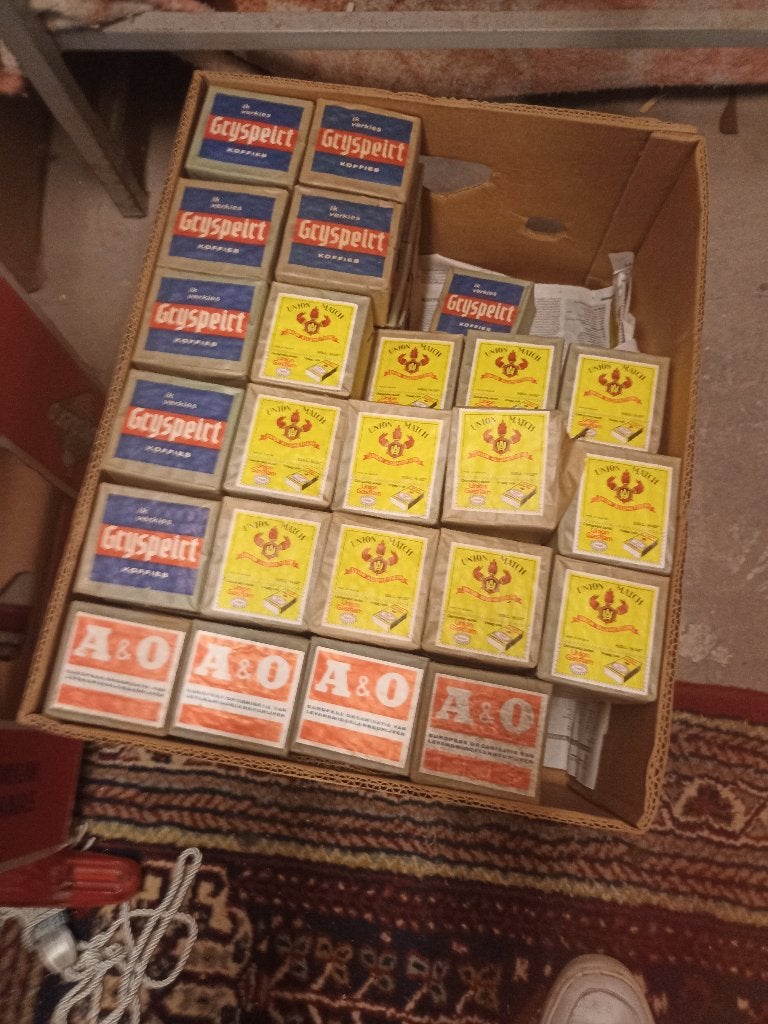 luciferdoosjes, Verzamelen, Rookartikelen, Aanstekers en Luciferdoosjes, Ophalen, Zo goed als nieuw, Luciferdoosjes of -merken