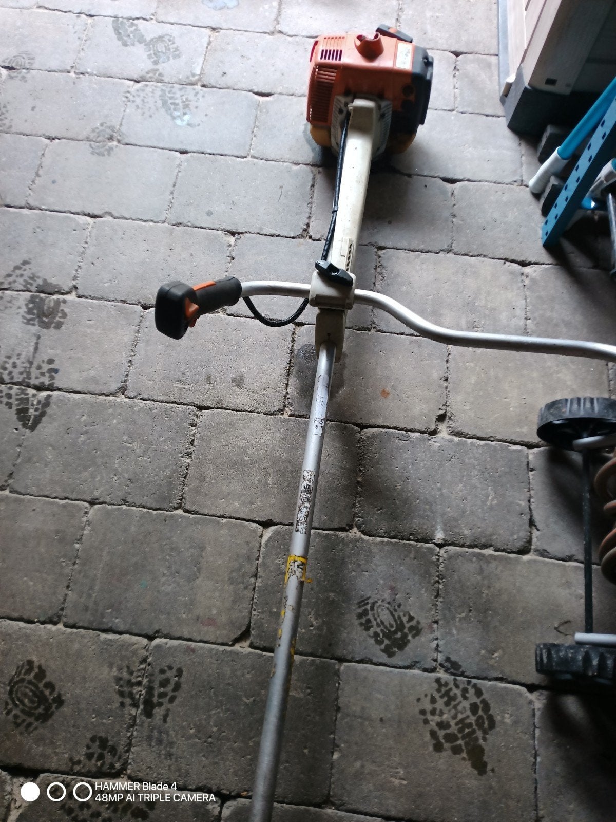 Stihl bosmaaier mt onkruidborstelen heggeschaar, kettingzaag, Tuin en Terras, Ophalen