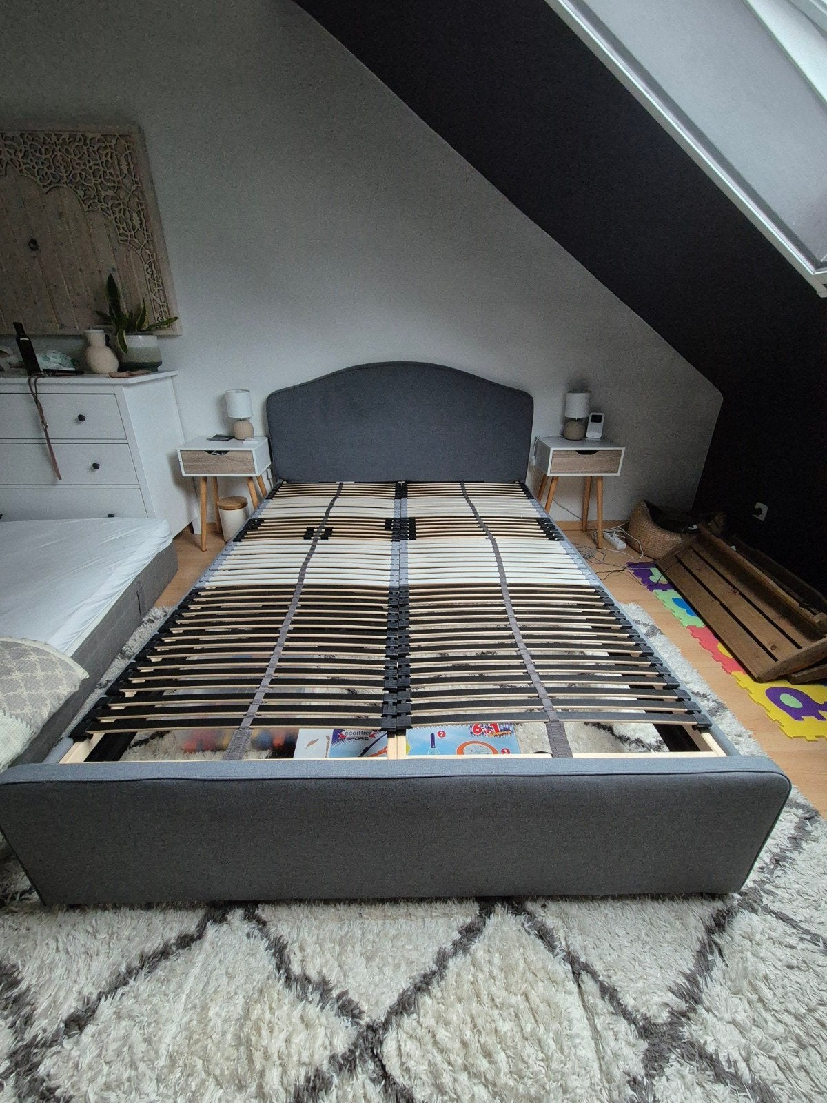 Ikea bed + lattenbodem (verstelbare hardheid), Ophalen, Gebruikt, 140 cm, Twijfelaar
