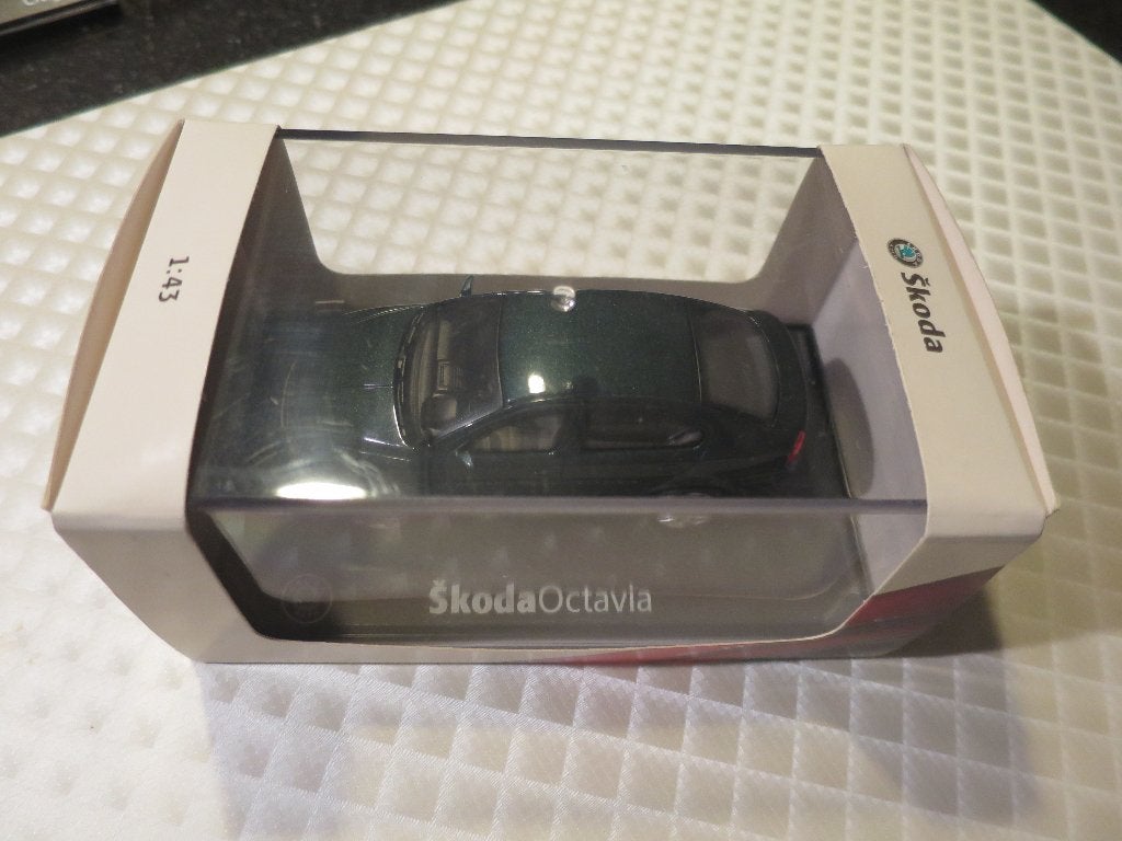 Schaalmodel Skoda Octavia, Ophalen, Nieuw, Auto's