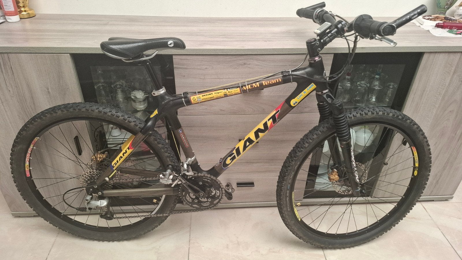 VTT Giant mcm team carbone en bonne état (freins disques) M, Vélos & Vélomoteurs, Enlèvement, Giant