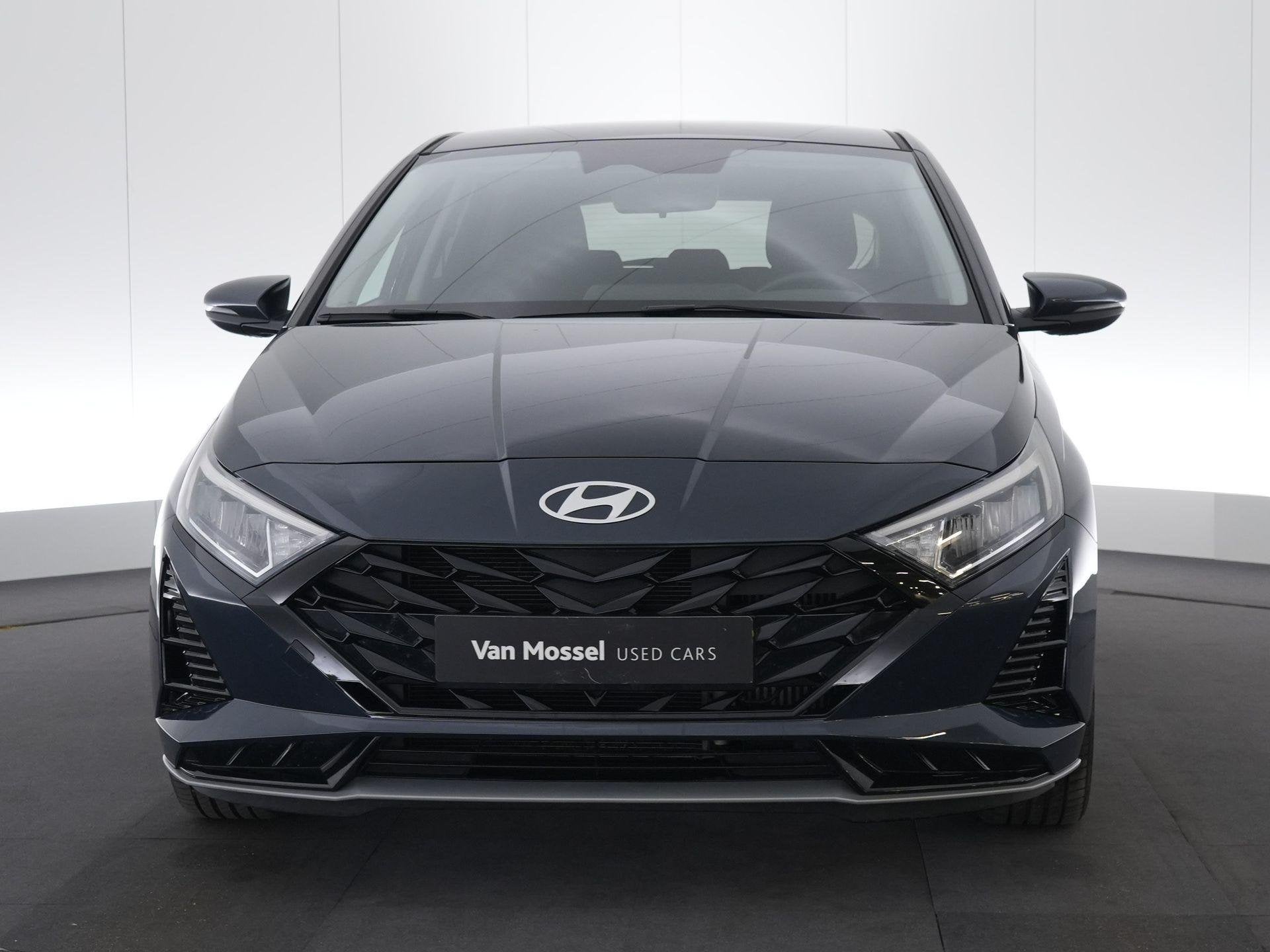 Hyundai i20 1.0 T-GDi 48V 7-DCT 74kW Techno (automatique), Autos, Argent ou Gris, https://public.car-pass.be/vhr/c886b6bb-1fd7-4c94-9990-dffa834abe4f