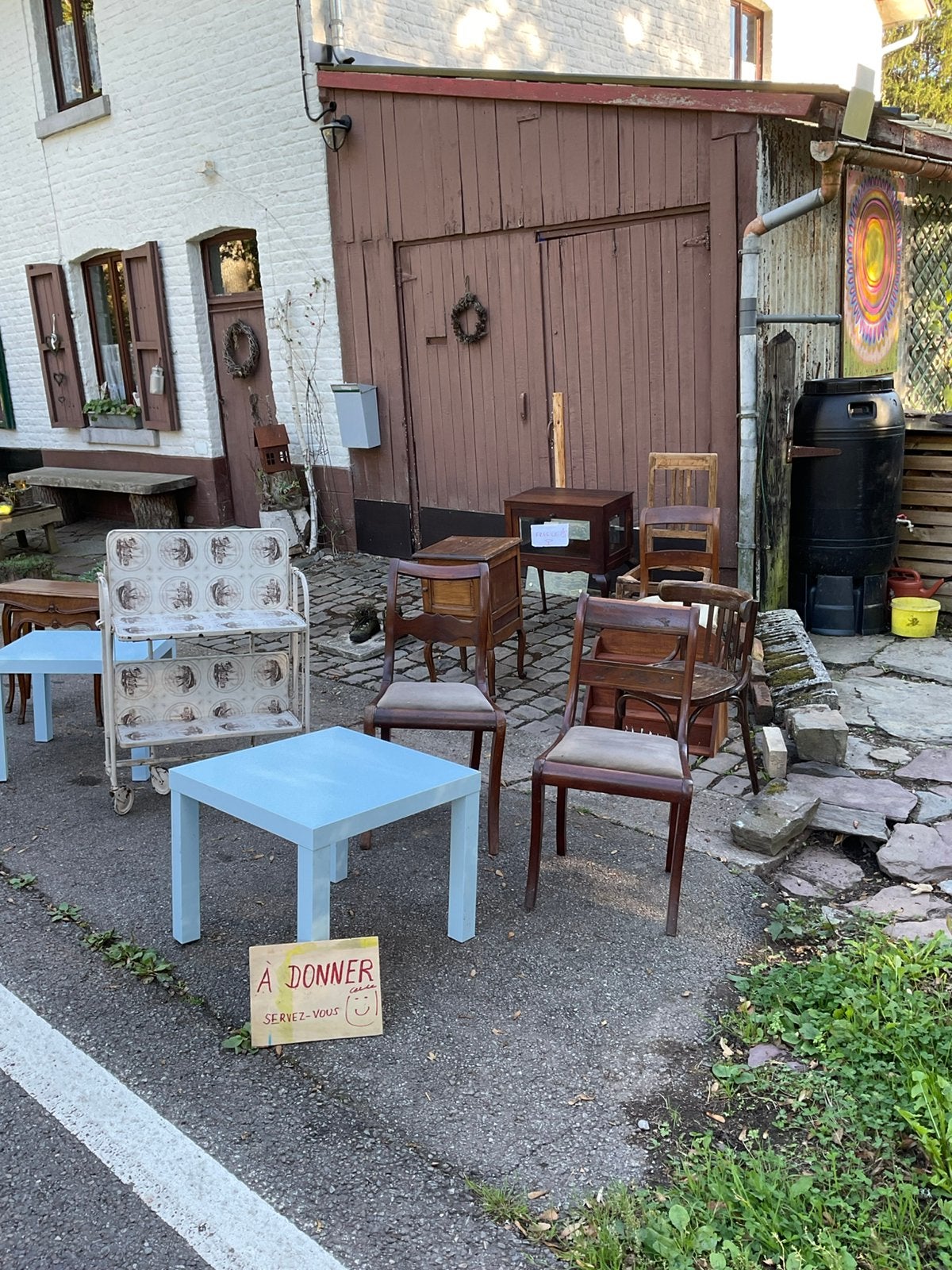 Jolis meubles, chaises, tables, vitrine, desserte vintage, Enlèvement, Vintage
