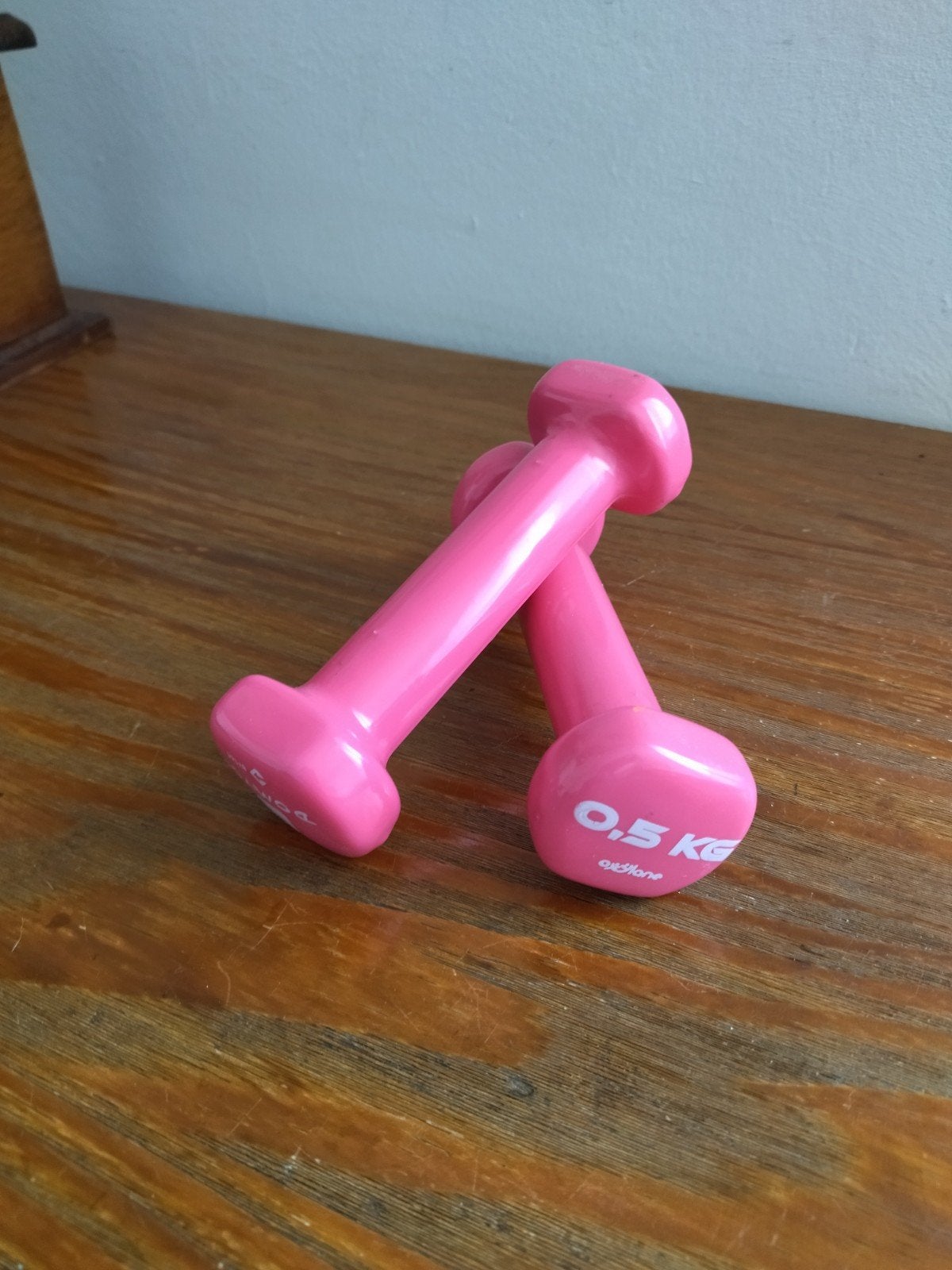 Paire d'haltères roses Domyos 2 x 0,5 kg, Sports & Fitness, Enlèvement ou Envoi, Comme neuf, Bras, Haltère