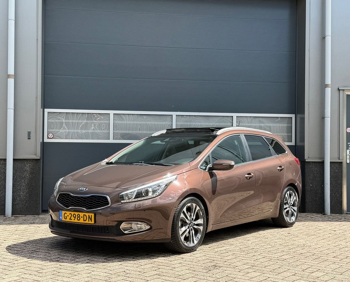 Kia cee'd Sportswagon Sportswagon 1.6 GDI Super Pack Premium, Auto's, Kia, Bruin, Break, Onderhoudsboekje, (Pro) Cee d