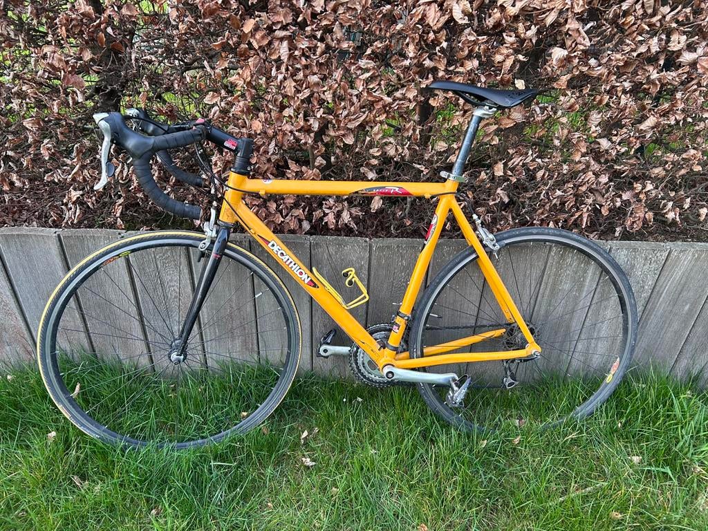 Velo course  cadre alu pour taille 170-175cm, Fietsen en Brommers, Fietsen | Heren | Sportfietsen en Toerfietsen, Zo goed als nieuw