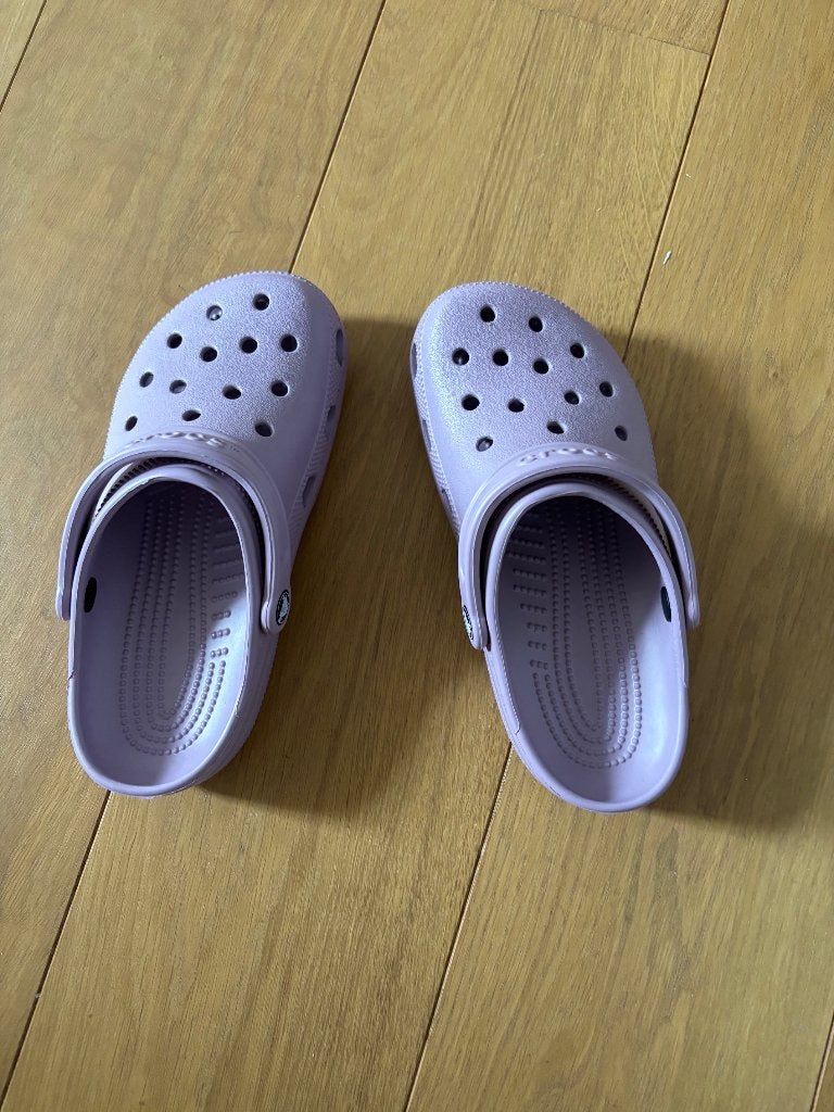 Nieuwe Crocs maat 37-38, kleur lavender, Kleding | Dames, Schoenen, Ophalen, Overige kleuren, Instappers, Nieuw