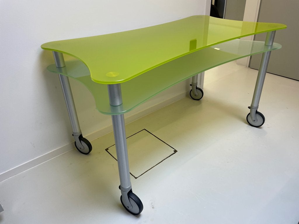 glazen bijzettafel of serveertafel of bureau op wielen, Ophalen, Modern design, 100 tot 150 cm, Zo goed als nieuw