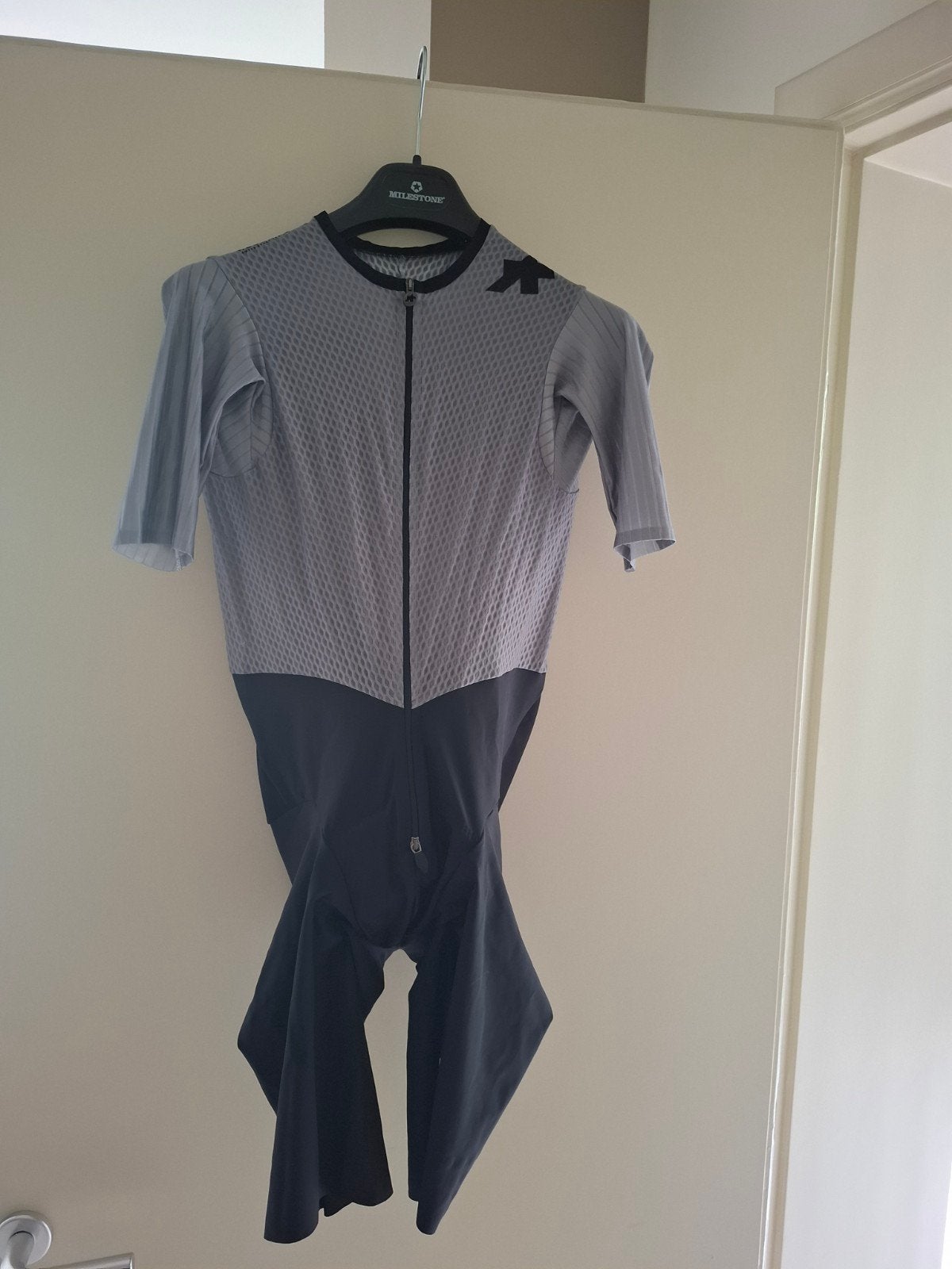 Assos Houdini s11 snelpak maat m, Assos, Vêtements d'extérieur, Enlèvement ou Envoi, M