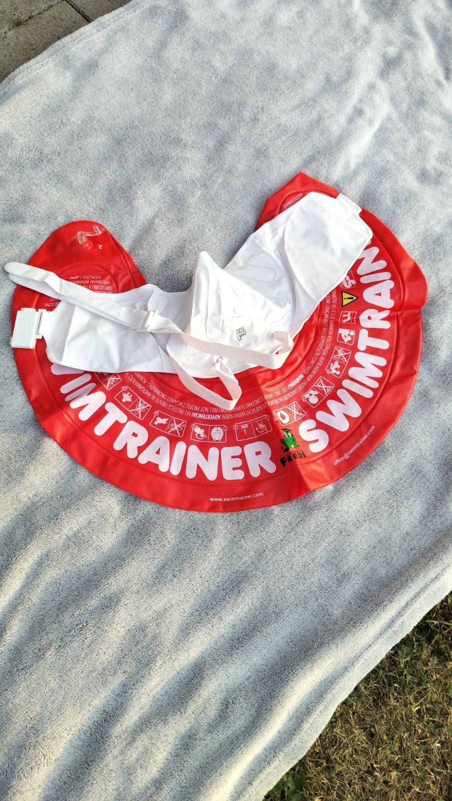 Zwemtrainer voor kindjes van 3 maanden tot 4 jaar., Kinderen en Baby's, Babykleding | Baby-zwemkleding, Ophalen, Gebruikt, Jongetje of Meisje