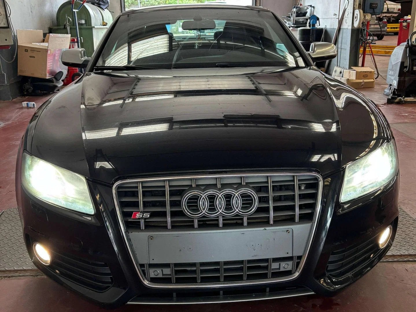 Audi Coupé S5 4.2i V8 FSI Quattro S5 Tiptronic, Autos, Cuir, Achat, Electronic Stability Program (ESP), Noir