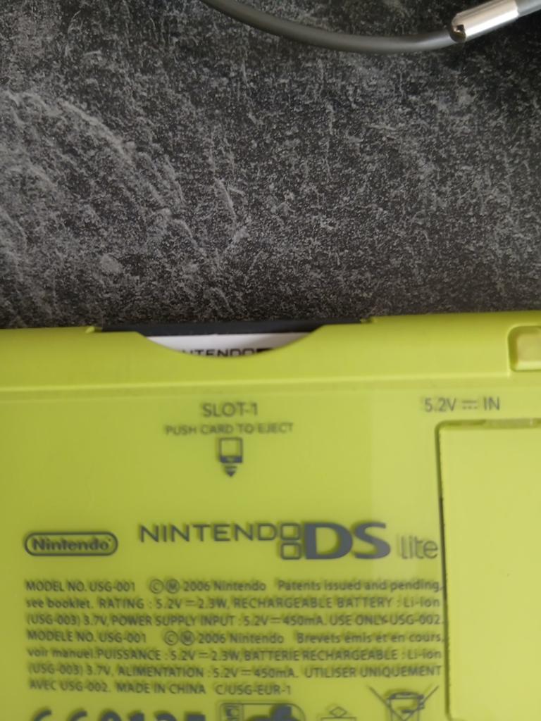 Nintendo ds lite, Games en Spelcomputers, Spelcomputers | Nintendo DS, Ophalen