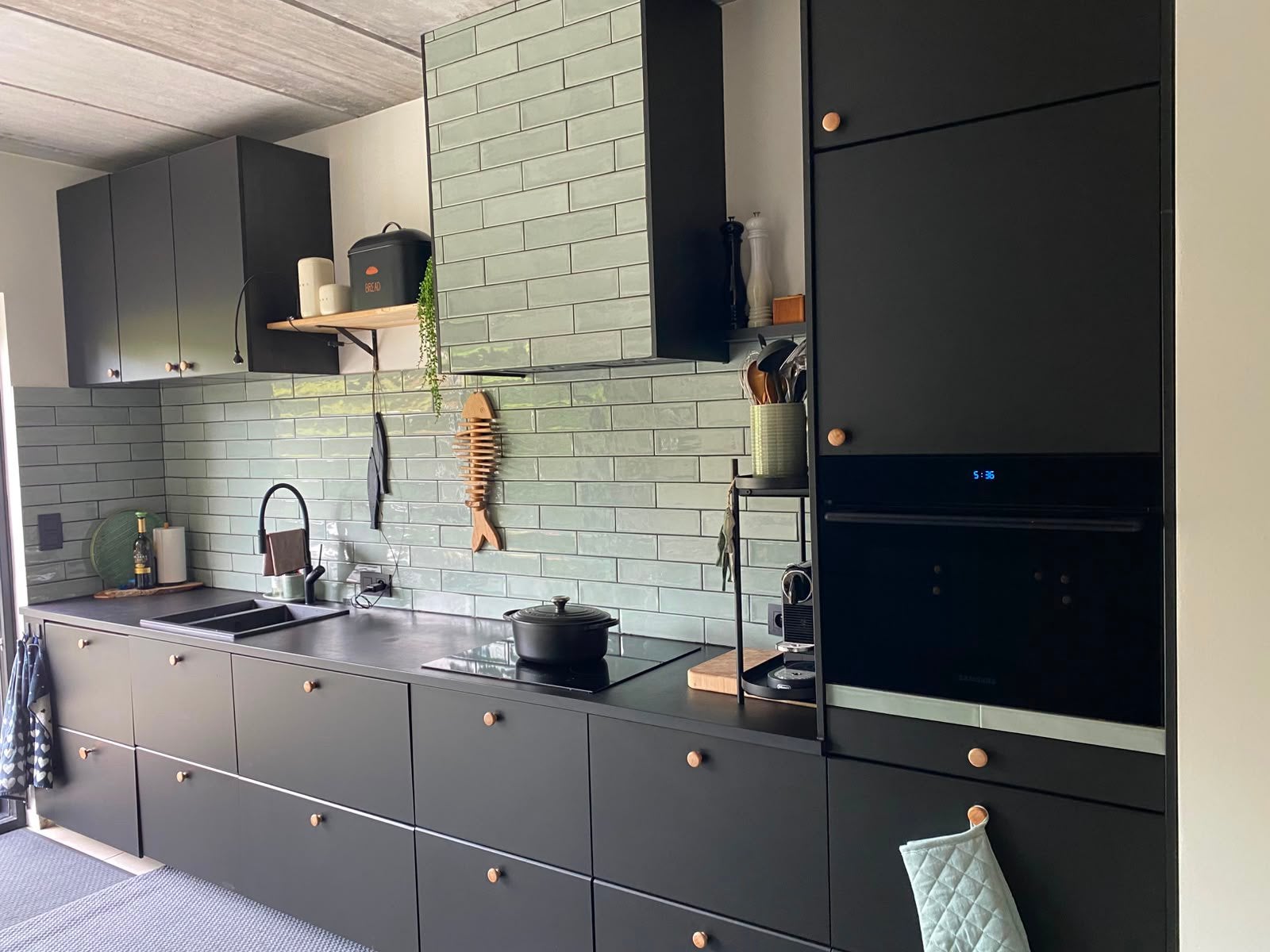 Keuken zelf te demonteren, Huis en Inrichting, Keuken | Complete keukens, Ophalen, Zwart, Overige typen, Zo goed als nieuw
