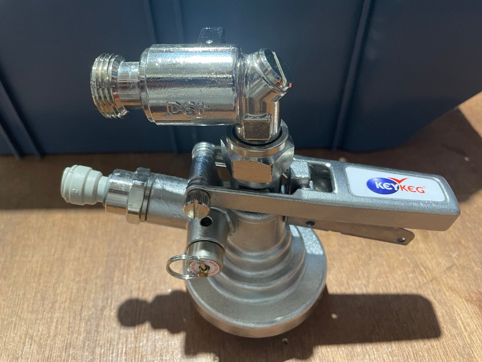 Tête de robinet avec poignée et raccords à pression, Electroménager, Pompes à bière, Enlèvement ou Envoi, Comme neuf