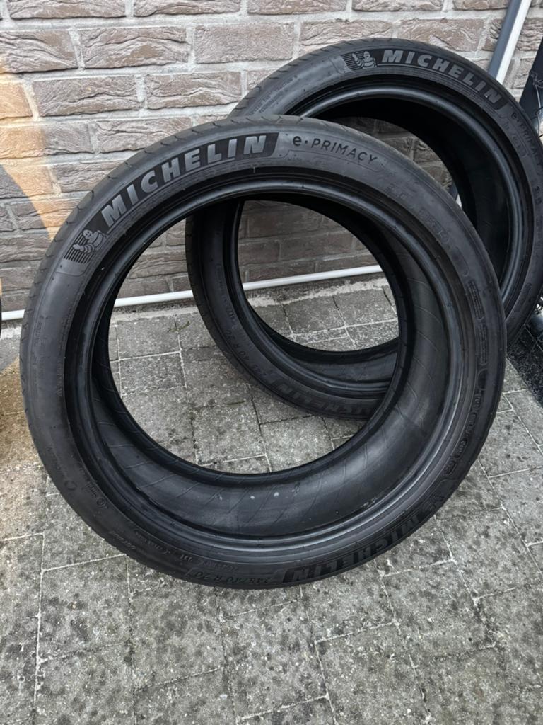 2 x Michelin banden 245/40R20 99Y, Auto-onderdelen, Banden en Velgen, Ophalen, Band(en), Personenwagen, 20 inch