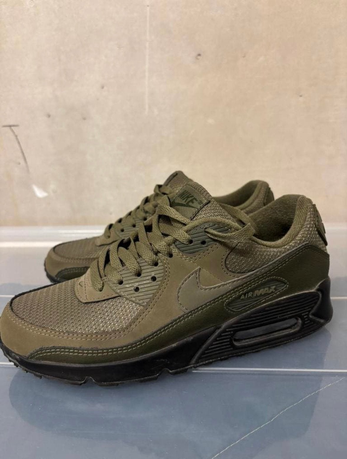 Nike  Air Max maat 41, Kleding | Heren, Schoenen, Ophalen, Gedragen