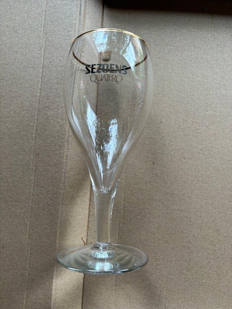 Sezoens Quattro, Collections, Enlèvement ou Envoi, Comme neuf, Verre ou Verres, Autres marques