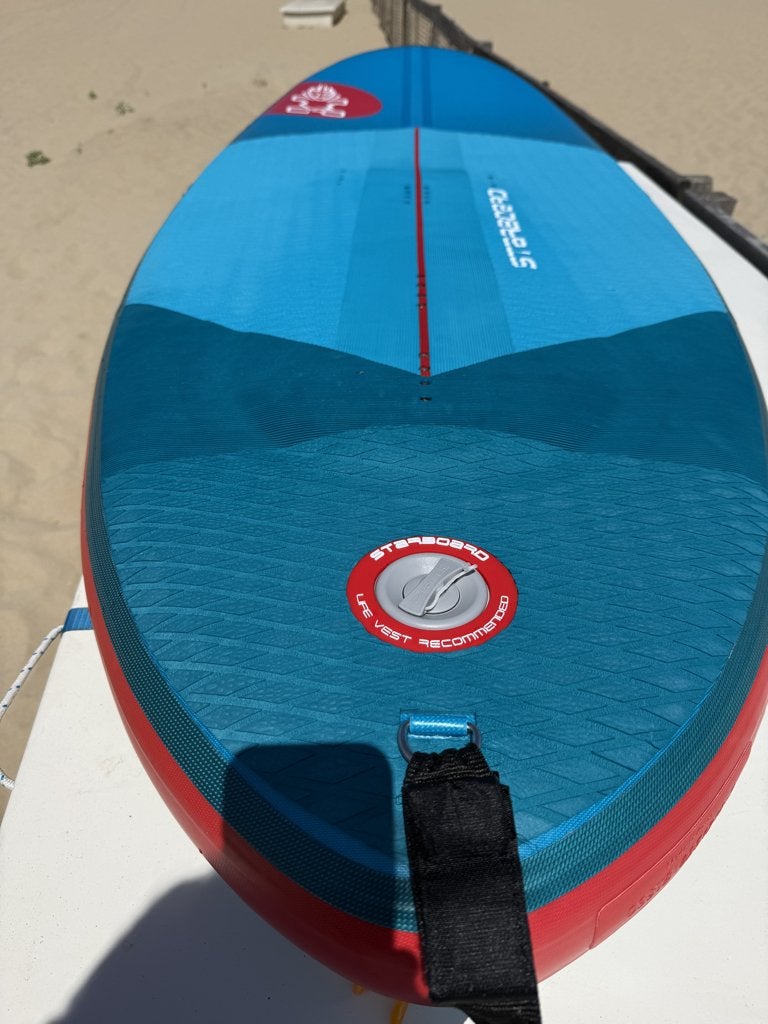 Starboard Take OFF Airfoil van 2026 met carbon plate, Sports nautiques & Bateaux, Aile de surf, Enlèvement, Neuf, Planche à voile